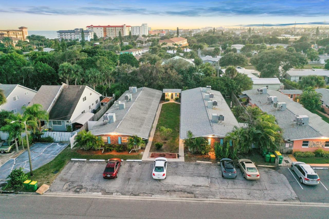 Beachside Retreat Hotel Cocoa Beach Exterior photo