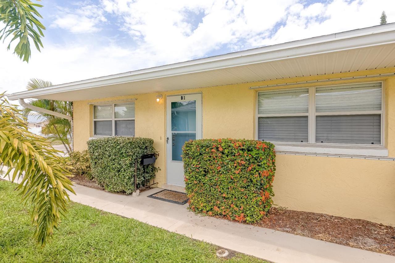 Beachside Retreat Hotel Cocoa Beach Exterior photo